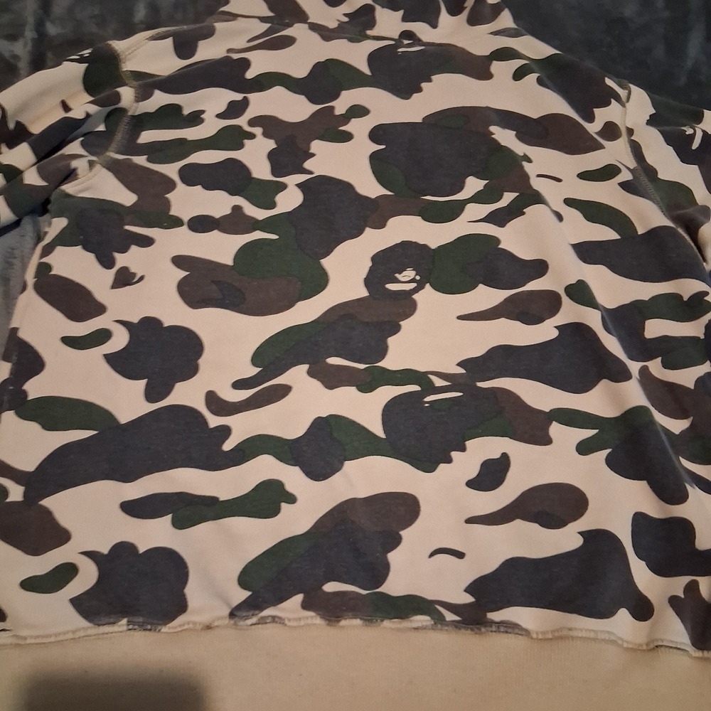 A Bathing Ape BAPE Camo Hoodie Size Large Gorilla Logo College Pullover OBO - Picture 9 of 15